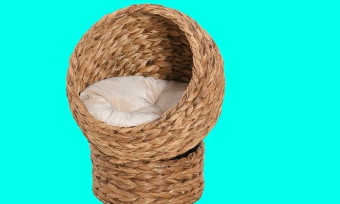 Wicker cat bed